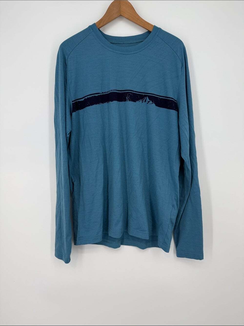 Men's Slate Blue Merino Wool Long-Sleeve Crew Shirt with Chest Stripe